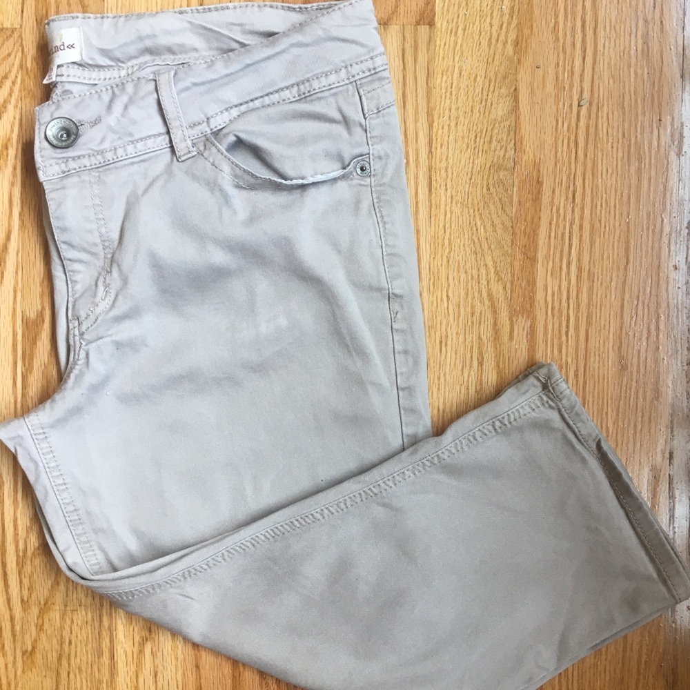 Cropped Khakis